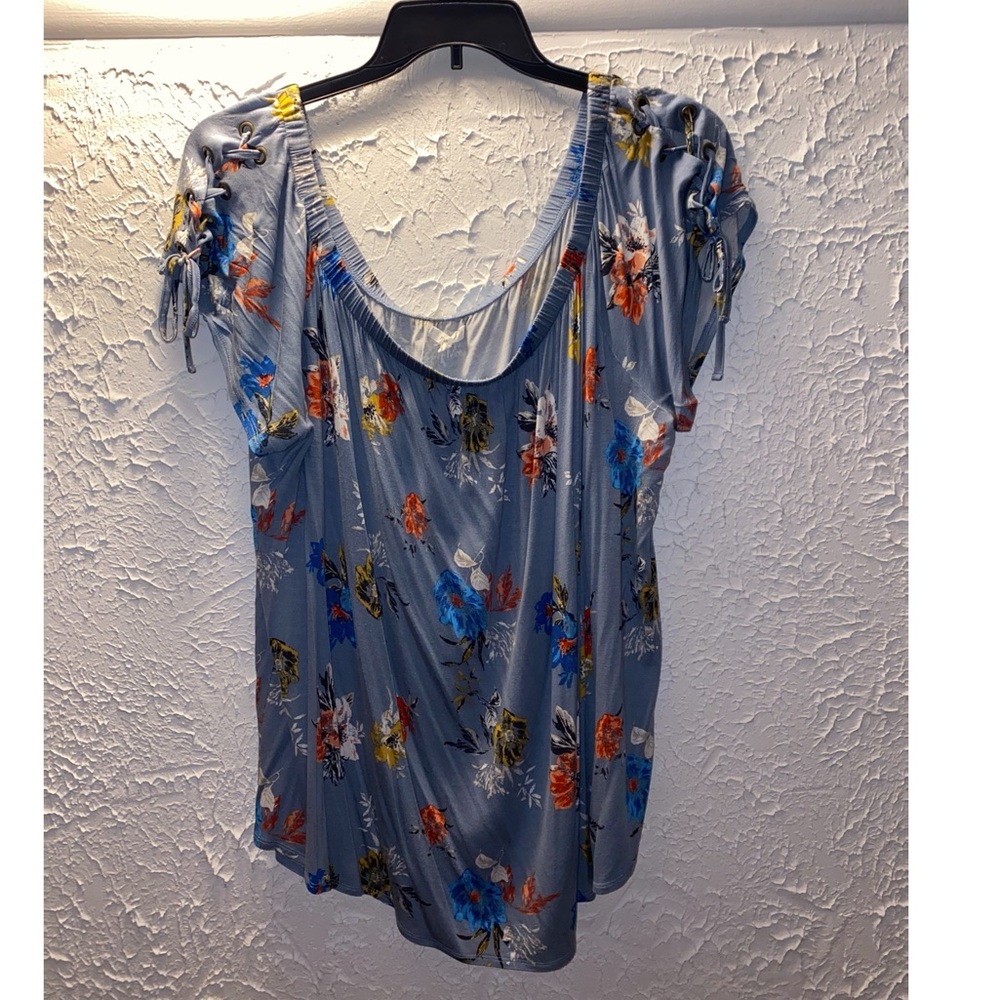 Off the Shoulder Floral Top